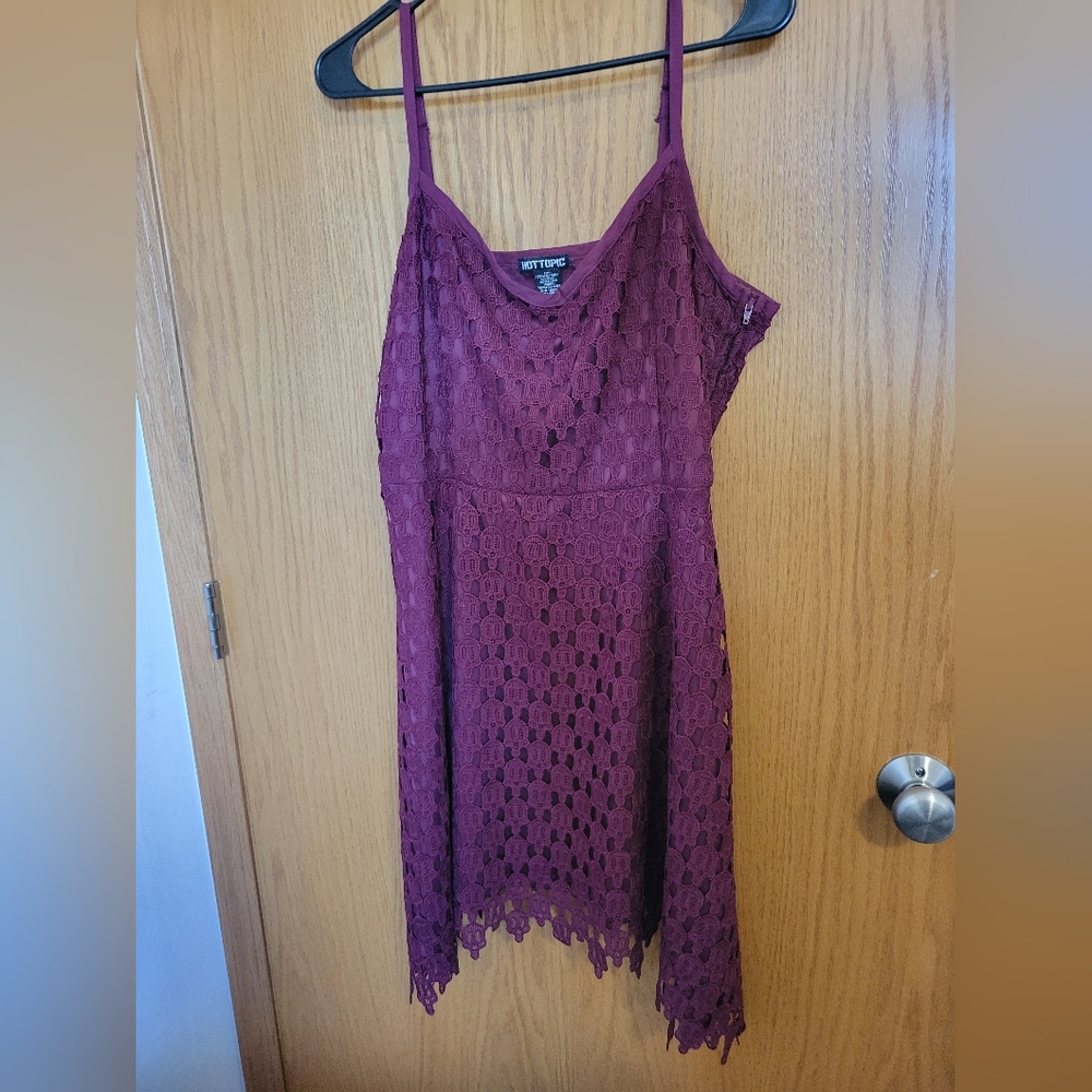 Hot topic skull lace maroon dress size xxl